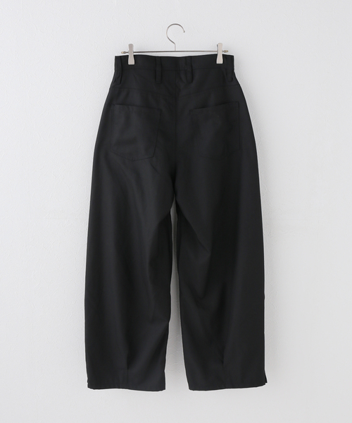 Knuth Marf(クヌースマーフ)の「Knuth Marf / クヌースマーフ cling draped pants(スラックス・レディース・ブラック/ブラウン・X-SMALL/SMALL)」の12枚目の写真