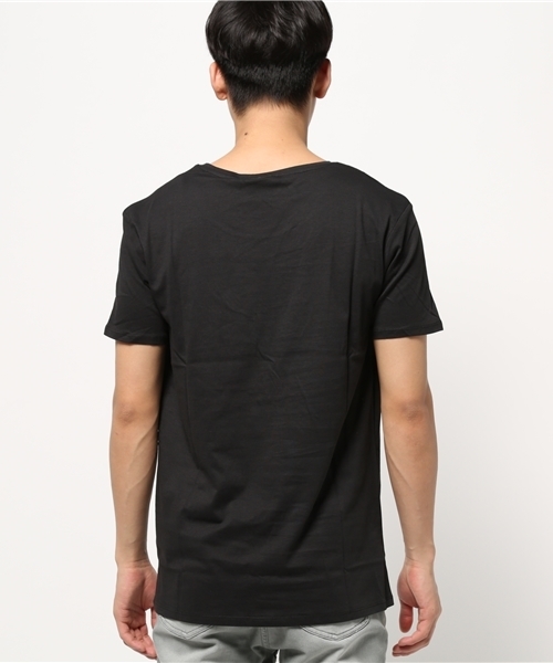 SEVENDAYS=SUNDAY（セブンデイズサンデイ）の「ＣＨＥＡＰ　ＭＯＮＤＡＹ　Ｓｋｕｌｌ　Ｔｅｅ　（Tシャツ/カットソー・メンズ・ホワイト/ブラック・MEDIUM/SMALL）」の4枚目の写真