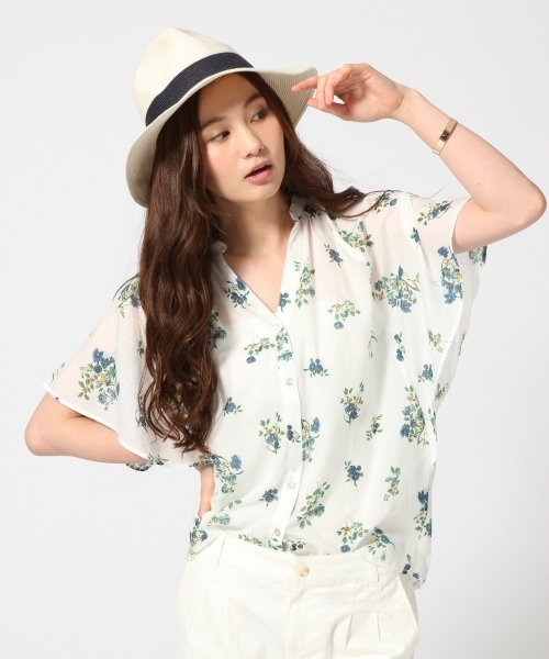 GLOBAL WORK(グローバルワーク)の「ギャザープリントブラウス半袖/713143(シャツ/ブラウス・レディース・ブラック/その他2/ネイビー/ライトピンク/ライトブルー/ホワイト/その他3/その他/ダークブルー・MEDIUM/SMALL/LARGE)」の9枚目の写真