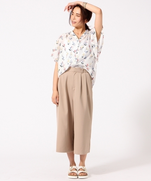 GLOBAL WORK(グローバルワーク)の「ギャザープリントブラウス半袖/713143(シャツ/ブラウス・レディース・ブラック/その他2/ネイビー/ライトピンク/ライトブルー/ホワイト/その他3/その他/ダークブルー・MEDIUM/SMALL/LARGE)」の12枚目の写真