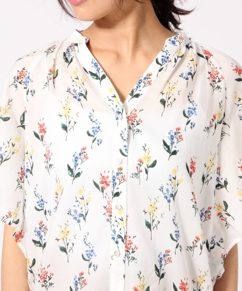 GLOBAL WORK(グローバルワーク)の「ギャザープリントブラウス半袖/713143(シャツ/ブラウス・レディース・ブラック/その他2/ネイビー/ライトピンク/ライトブルー/ホワイト/その他3/その他/ダークブルー・MEDIUM/SMALL/LARGE)」の15枚目の写真