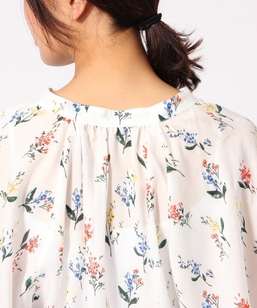 GLOBAL WORK(グローバルワーク)の「ギャザープリントブラウス半袖/713143(シャツ/ブラウス・レディース・ブラック/その他2/ネイビー/ライトピンク/ライトブルー/ホワイト/その他3/その他/ダークブルー・MEDIUM/SMALL/LARGE)」の18枚目の写真