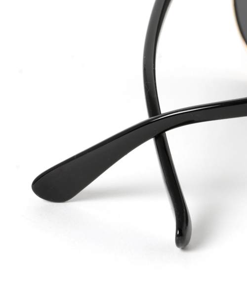 WEGO（ウィゴー）の「WEGO/ボストンブロータイプサングラス（サングラス・メンズ・ベージュ/ブラウン系その他/ブラック・FREE）」の4枚目の写真