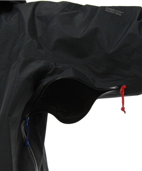 BEAMS（ビームス）の「ARC'TERYX×BEAMS / 別注 “Alpha SL” シェルジャケット（ブルゾン・メンズ・ブラック・X-SMALL/SMALL/MEDIUM）」の12枚目の写真