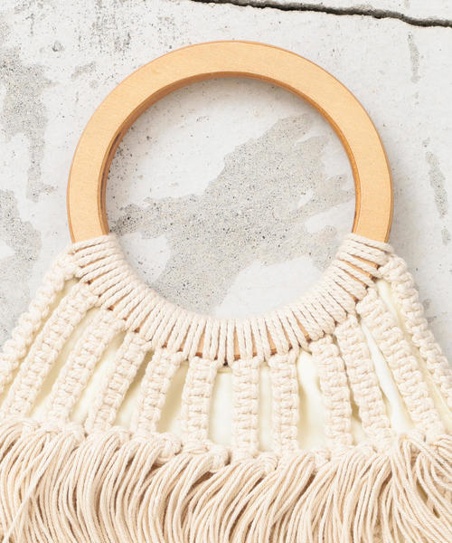 BEAUTY&YOUTH UNITED ARROWS（ビューティーアンドユースユナイテッドアローズ）の「BY∴ マクラメフリンジリングハンドルバッグ（ハンドバッグ・レディース・イエロー/ナチュラル/ターコイズブルー/グレー・FREE）」の6枚目の写真