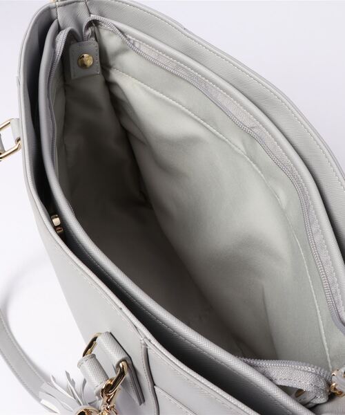 MONICA（モニカ）の「シンプルA4トートバッグ（トートバッグ・レディース・ネイビー/ブラック/ホワイト/グレー/ピンク/ブラウン/ラベンダー/ブルー/ライトグレー/ライトベージュ/ダークブルー・FREE）」の17枚目の写真