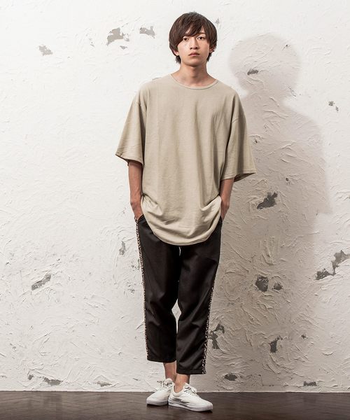 MinoriTY（マイノリティ）の「フェイクレイヤードＢＩＧ T（Tシャツ/カットソー・メンズ・ホワイト/ライトグレー/ライトブルー/ピンク/ブルー/チャコール・M/L）」の8枚目の写真