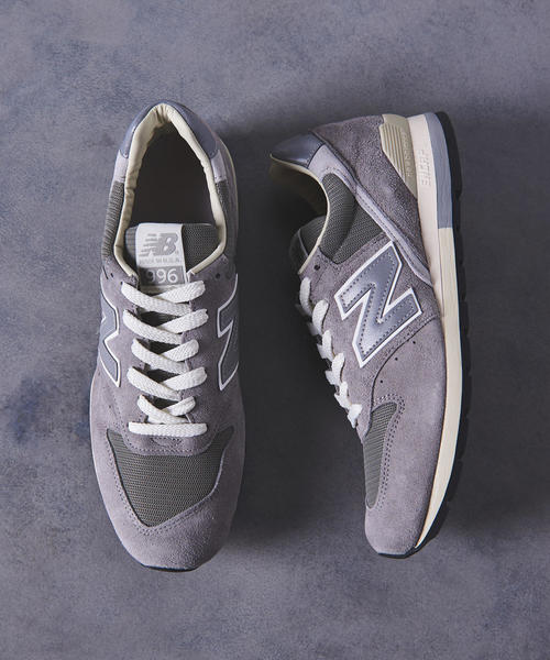 NEW BALANCE(ニューバランス)の「<New Balance(ニューバランス)> M996(スニーカー・メンズ・ブラック/グレー・25.5cm/26cm/26.5cm/27cm/27.5cm/28cm/28.5cm/29cm/30cm)」の2枚目の写真