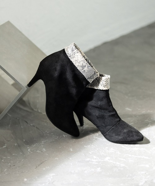 SESTO(セスト)の「フェミニンなポインテッドトゥ7cmヒールショートブーツ(ブーツ)」|ブラック系その他3