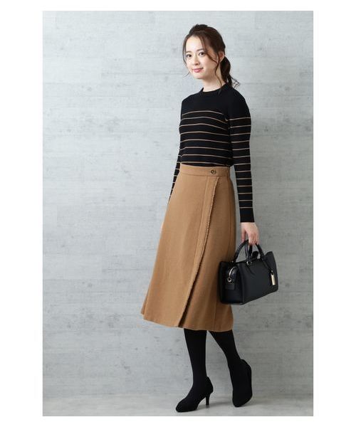 NATURAL BEAUTY BASIC（ナチュラルビューティーベーシック）の「【JJ 1月号掲載】ドビーフレアスカート（スカート・レディース・ベージュ/ブルー・SMALL/MEDIUM/LARGE）」の3枚目の写真