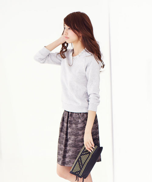 Jewel Changes（ジュエルチェンジズ）の「JC 起毛裏毛 装飾付き ラグラントップス / スウェット / ビジュー（スウェット・レディース・グレー/ナチュラル/ネイビー・フリー）」の15枚目の写真