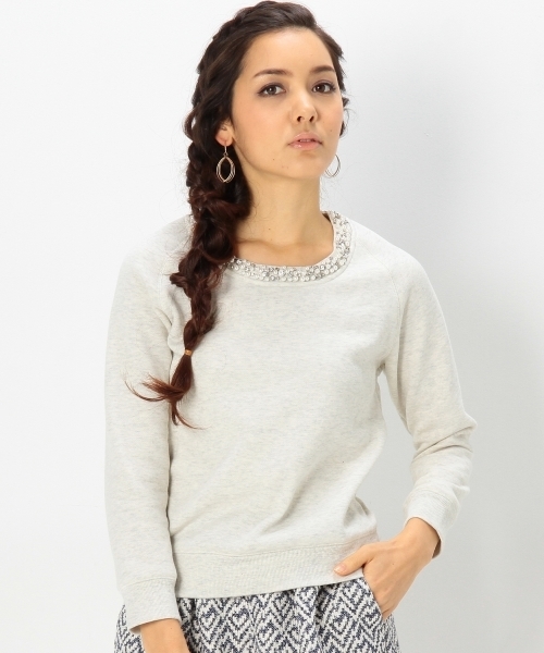 Jewel Changes（ジュエルチェンジズ）の「JC 起毛裏毛 装飾付き ラグラントップス / スウェット / ビジュー（スウェット・レディース・グレー/ナチュラル/ネイビー・フリー）」の3枚目の写真