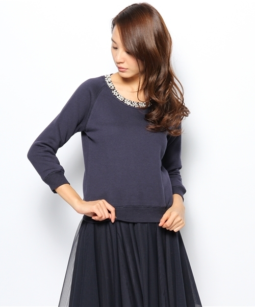 Jewel Changes（ジュエルチェンジズ）の「JC 起毛裏毛 装飾付き ラグラントップス / スウェット / ビジュー（スウェット・レディース・グレー/ナチュラル/ネイビー・フリー）」の5枚目の写真