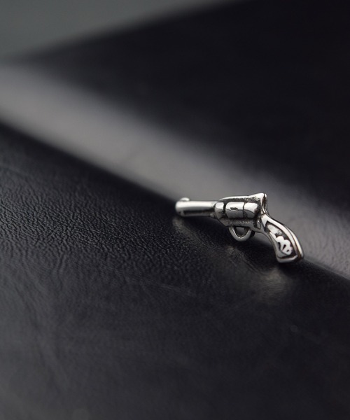 ieLS(イエルズ)の「金属アレルギー対応「ieLS」ステンレス モチーフスタッドピアス(ピアス(片耳用)・メンズ・その他1/その他2/その他3/その他5/その他4/その他6/その他7/その他8/その他9/その他12/その他10/その他11・ONE SIZE)」の20枚目の写真