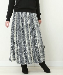 n'ee-ne | パイソン柄　プリーツスカート(スカート)