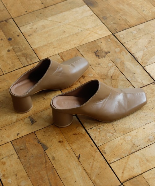 Auntie Rosa Holiday（アンティローザホリデー）の「スクエアトゥミュール（その他シューズ・レディース・ブラック/ベージュ/ブラウン・SMALL/MEDIUM/LARGE）」の5枚目の写真