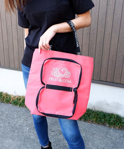 FRUIT OF THE LOOM(フルーツオブザルーム)の「FRUIT OF THE LOOM PACK COOLER TOTE(エコバッグ/サブバッグ・レディース・ブラック/パープル/レッド/サックスブルー/ピンク/イエロー・FREE)」の6枚目の写真