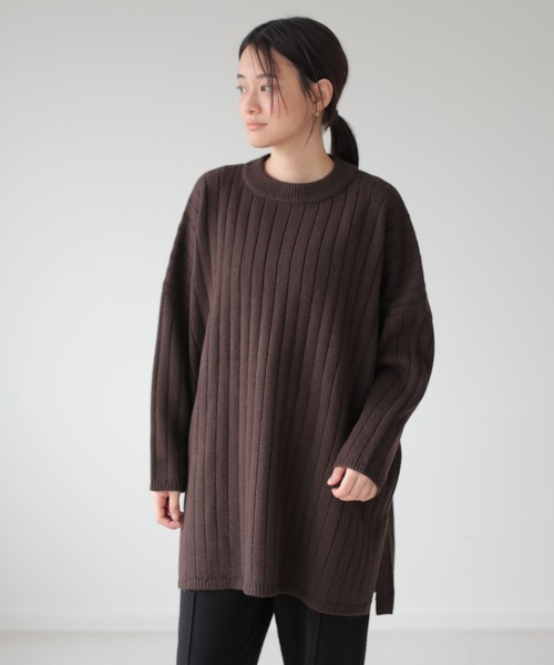 AMERICAN HOLIC(アメリカンホリック)の「リブ編みサイドスリットニットチュニック(ニット/セーター・レディース・ブラック/ベージュ/ブラウン/サックスブルー/アイボリー・FREE)」の21枚目の写真