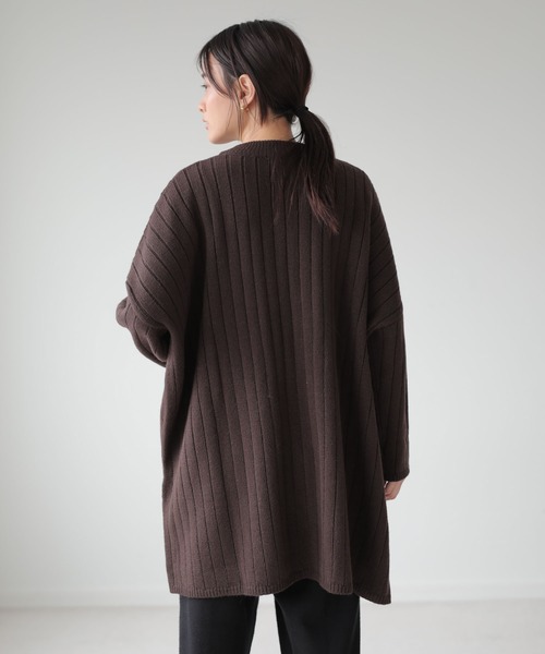 AMERICAN HOLIC(アメリカンホリック)の「リブ編みサイドスリットニットチュニック(ニット/セーター・レディース・ブラック/ベージュ/ブラウン/サックスブルー/アイボリー・FREE)」の8枚目の写真