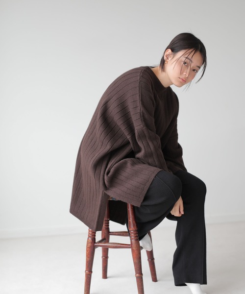 AMERICAN HOLIC(アメリカンホリック)の「リブ編みサイドスリットニットチュニック(ニット/セーター・レディース・ブラック/ベージュ/ブラウン/サックスブルー/アイボリー・FREE)」の14枚目の写真