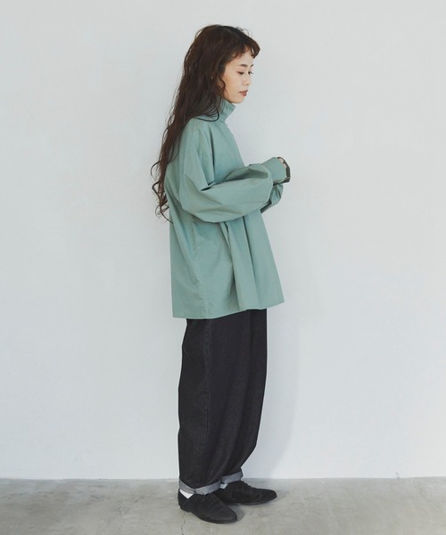 Libra Cue(リブラ キュー)の「タックボリュームハイネックブラウス(シャツ/ブラウス・レディース・グリーン/チャコールグレー/ベージュ・FREE)」の17枚目の写真