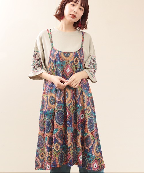 チチカカ（チチカカ）の「オーナメントパッチキャミワンピース（ワンピース・レディース・ネイビー/レッド/イエロー・FREE）」の2枚目の写真