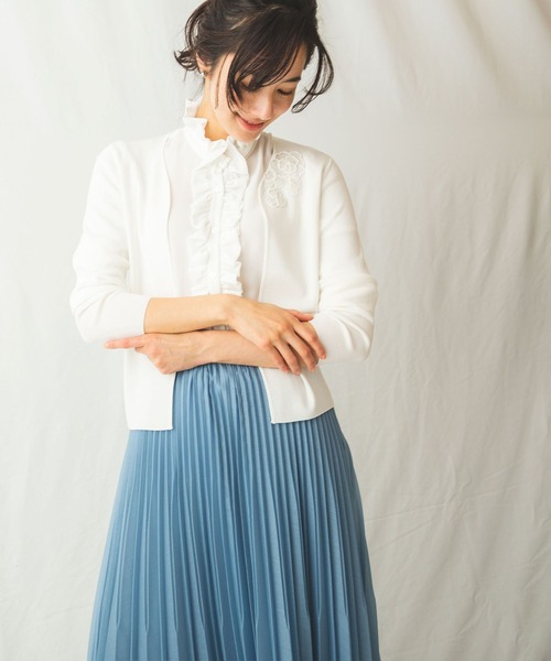 NARACAMICIE(ナラカミーチェ)の「ソフトジョーゼット衿フリルブラウス(シャツ/ブラウス・レディース・ベージュ/オフホワイト/イエロー・MEDIUM/LARGE/SMALL/XXX-LARGE/XX-LARGE/X-LARGE)」の19枚目の写真