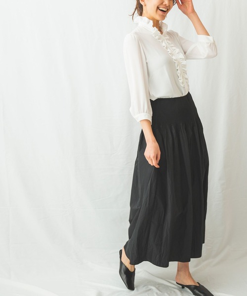 NARACAMICIE(ナラカミーチェ)の「ソフトジョーゼット衿フリルブラウス(シャツ/ブラウス・レディース・ベージュ/オフホワイト/イエロー・MEDIUM/LARGE/SMALL/XXX-LARGE/XX-LARGE/X-LARGE)」の22枚目の写真