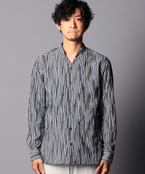 Stutostein Nolley's（シュテットシュタインノーリーズ）の「スキッパーバンドカラーシャツ（シャツ/ブラウス・メンズ・グレイッシュベージュ/ネイビー・S/L/M）」の3枚目の写真