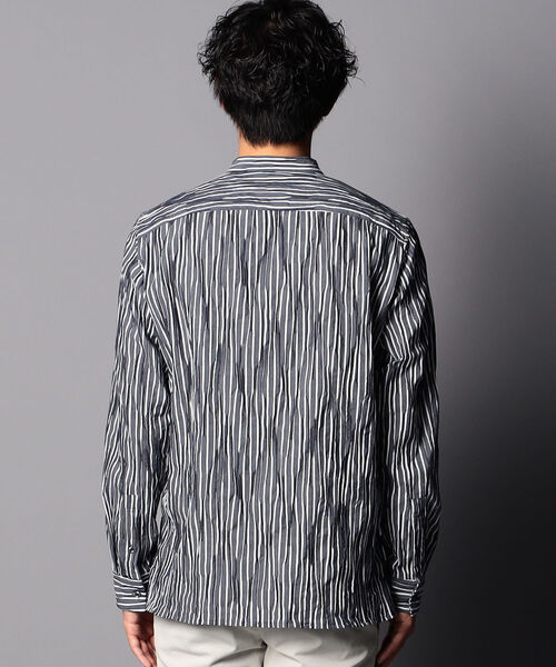 Stutostein Nolley's（シュテットシュタインノーリーズ）の「スキッパーバンドカラーシャツ（シャツ/ブラウス・メンズ・グレイッシュベージュ/ネイビー・S/L/M）」の5枚目の写真