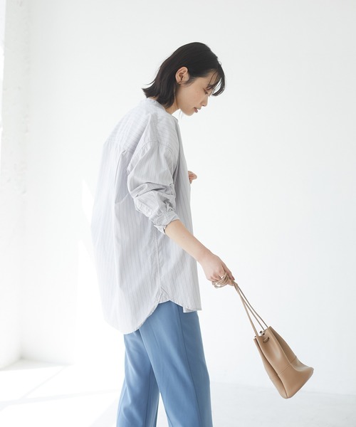 CRAFT STANDARD BOUTIQUE(クラフトスタンダードブティック)の「バンドカラーシャツ ◇(シャツ/ブラウス・レディース・オフホワイト/ネイビー/ブルー系その他4/ブルー系その他6/ベージュ系その他2/モカ/グレー系その他・MEDIUM/LARGE)」の14枚目の写真