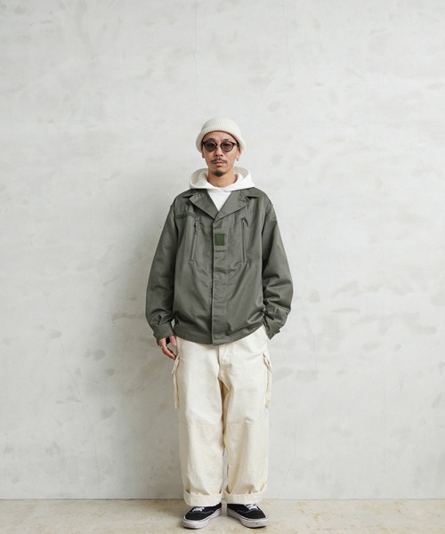 MILITARY（ミリタリー）の「実物 新品 デッドストック フランス軍 F-1ジャケット 2ポケット（ミリタリージャケット・メンズ・オリーブ・120L）」の17枚目の写真