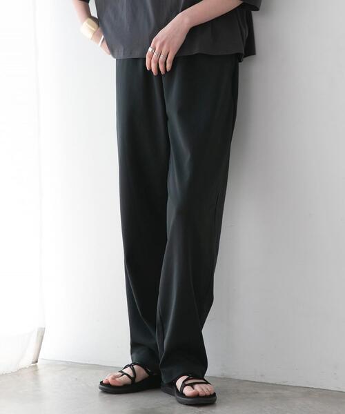 FEELING MADE（フィーリングメイド）の「FEELING MADE ストレッチポンチ ジョガーパンツ（その他パンツ・レディース・ダークグリーン/ダークグレー/ブラック/ベージュ・MEDIUM/LARGE/SMALL）」の3枚目の写真