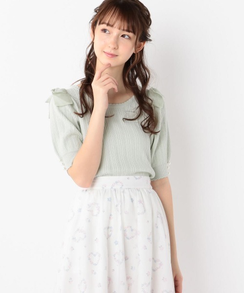 LODISPOTTO（ロディスポット）の「Favorite color ショルダーリボンニット（ニット/セーター・レディース・ホワイト/ブラック/ピンク/レッド/イエロー/ライトグリーン/ブルー/ラベンダー・MEDIUM）」の3枚目の写真