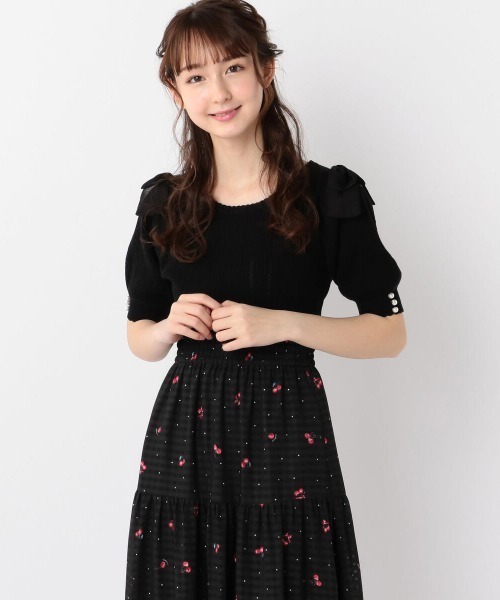 LODISPOTTO（ロディスポット）の「Favorite color ショルダーリボンニット（ニット/セーター・レディース・ホワイト/ブラック/ピンク/レッド/イエロー/ライトグリーン/ブルー/ラベンダー・MEDIUM）」の2枚目の写真