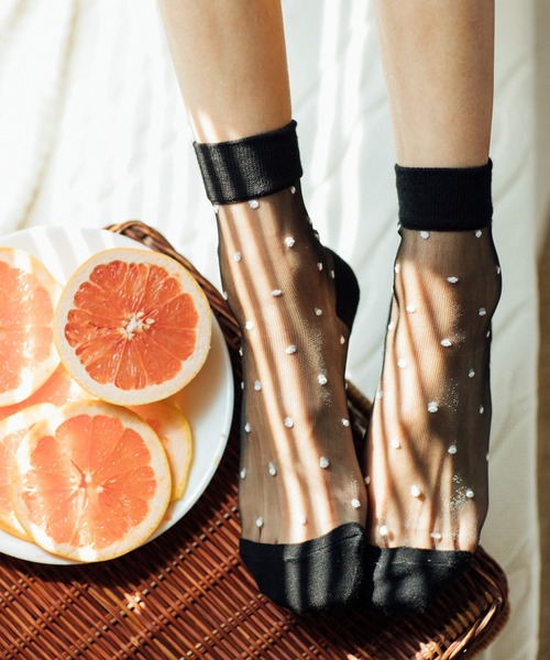 ALAND（エーランド）の「AngelSocks／シアーDOTソックス　2945816（ソックス/靴下・レディース・ブルー/アイボリー/パープル/スモーク/ブラック・FREE）」の2枚目の写真