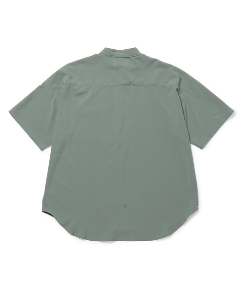 bonjour bonsoir（ボンジュール　ボンソワール）の「【bonjour bonsoir】バンドカラー半袖シャツ（シャツ/ブラウス・メンズ・ベージュ/サックスブルー/グリーン/スミクロ・M/L/XL）」の12枚目の写真