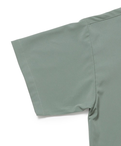 bonjour bonsoir（ボンジュール　ボンソワール）の「【bonjour bonsoir】バンドカラー半袖シャツ（シャツ/ブラウス・メンズ・ベージュ/サックスブルー/グリーン/スミクロ・M/L/XL）」の11枚目の写真