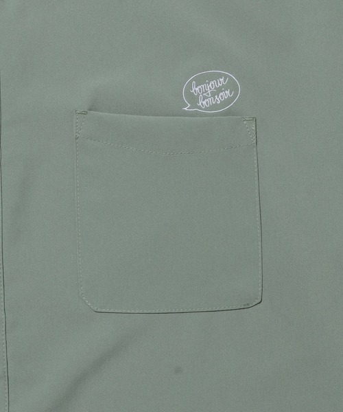 bonjour bonsoir（ボンジュール　ボンソワール）の「【bonjour bonsoir】バンドカラー半袖シャツ（シャツ/ブラウス・メンズ・ベージュ/サックスブルー/グリーン/スミクロ・M/L/XL）」の13枚目の写真