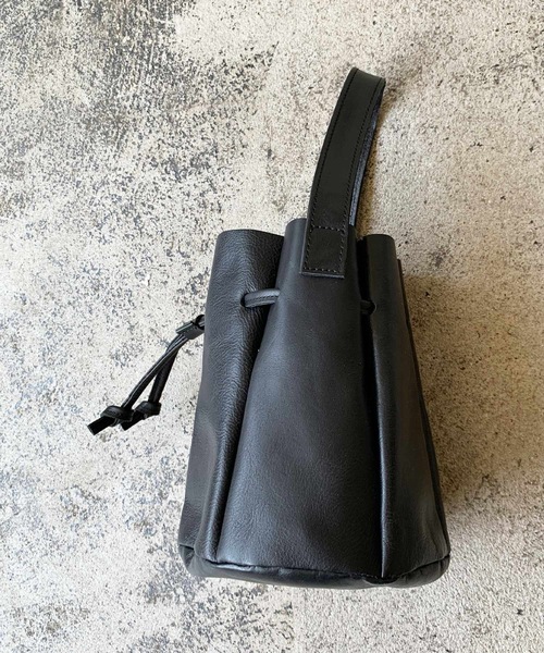 LIAN(リアン)の「【Made in Japan】レザーパネルラウンドハンドバッグ(ハンドバッグ・レディース・オフホワイト/ブラック/ブラウン・FREE)」の14枚目の写真