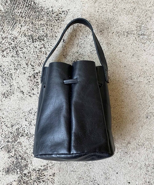 LIAN(リアン)の「【Made in Japan】レザーパネルラウンドハンドバッグ(ハンドバッグ・レディース・オフホワイト/ブラック/ブラウン・FREE)」の15枚目の写真