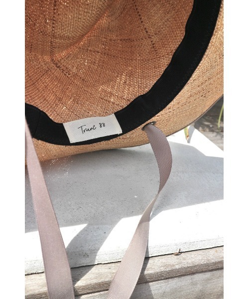 TRUNC（トランクエイティーエイト）の「WIDE BAO HAT（ハット・レディース・グレイッシュベージュ/アイボリー・FREE）」の9枚目の写真
