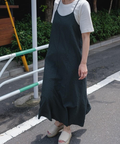 Kastane（カスタネ）の「wovenマーメイドキャミワンピース（ワンピース・レディース・ダークグリーン/パープル/グリーン/アイボリー/ブラウン・FREE）」の16枚目の写真