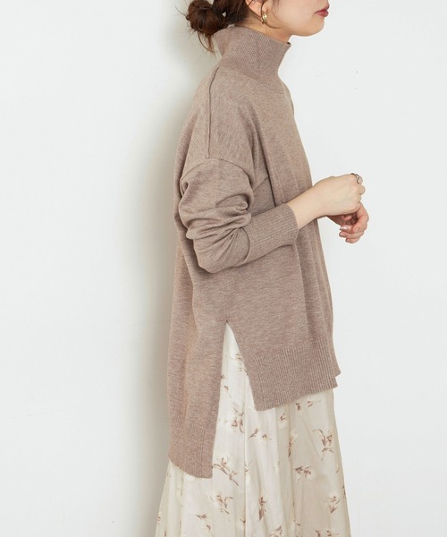 natural couture（ナチュラルクチュール）の「【大好評リバイバルアイテム】もちもちゆるっとハイネックニット（ニット/セーター・レディース・ブラック/ピンク/モカ/ライトベージュ/カーキ/アイボリー・FREE）」の4枚目の写真