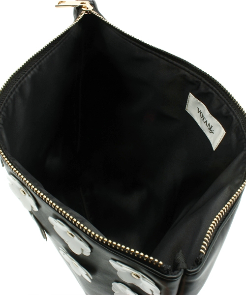 CIAOPANIC（チャオパニック）の「【VOTAN TOKYO】お花クラッチ（クラッチバッグ・レディース・ベージュ/ブラック・FREE）」の9枚目の写真