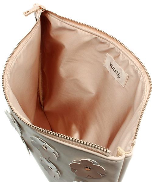 CIAOPANIC（チャオパニック）の「【VOTAN TOKYO】お花クラッチ（クラッチバッグ・レディース・ベージュ/ブラック・FREE）」の11枚目の写真