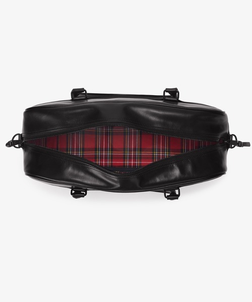 FRED PERRY(フレッドペリー)の「Laurel Wreath Leather Holdall(ボストンバッグ・メンズ・ブラック・ONE SIZE)」の9枚目の写真