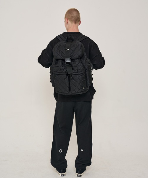 OY（オーワイ）の「『OY/オーワイ』METAL QUILTING POCKET BACKPACK/メタル キルティング ポケット バックパック リュック（バックパック/リュック・メンズ・ブラック・FREE）」の12枚目の写真