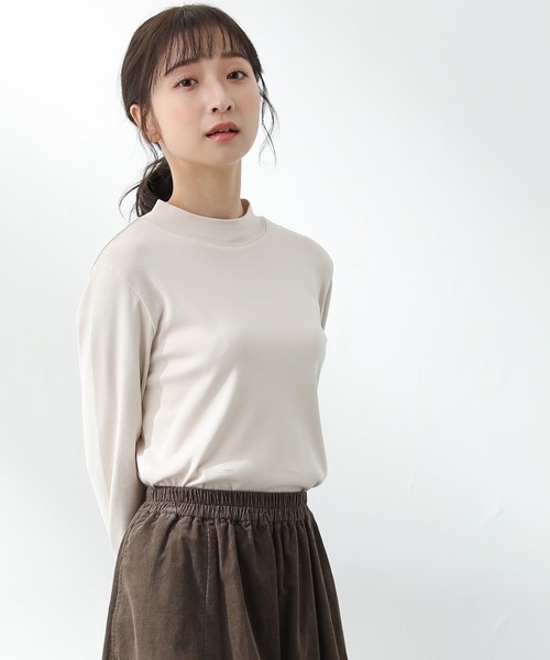 Honeys(ハニーズ)の「ハイネックTシャツ(Tシャツ/カットソー・レディース・ライトベージュ/ダークベージュ/ブラック/ボルドー/スミクロ/ブルーグレー/ピンク系その他・M/L/S)」の15枚目の写真