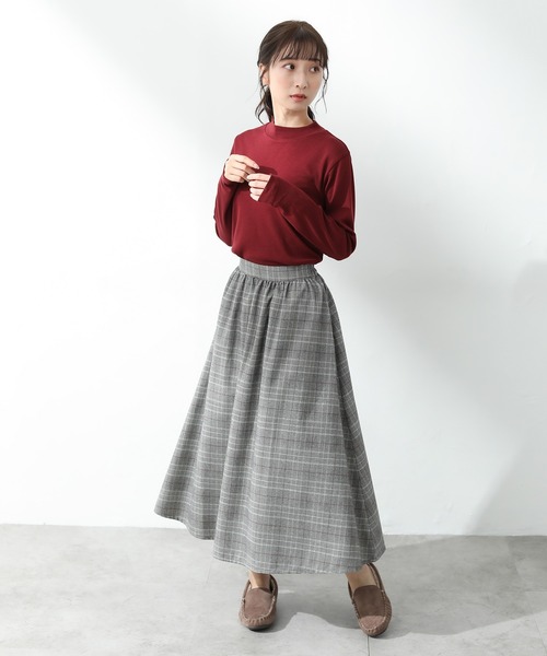 Honeys(ハニーズ)の「ハイネックTシャツ(Tシャツ/カットソー・レディース・ライトベージュ/ダークベージュ/ブラック/ボルドー/スミクロ/ブルーグレー/ピンク系その他・M/L/S)」の20枚目の写真